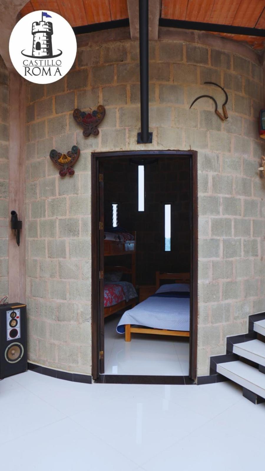 Hotel Castillo Roma 모니키라 외부 사진